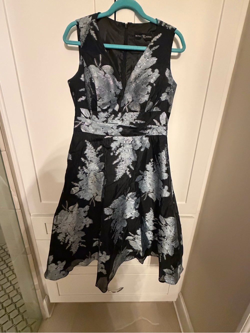 BETSY & ADAM Black Floral A-Line Evening Dress